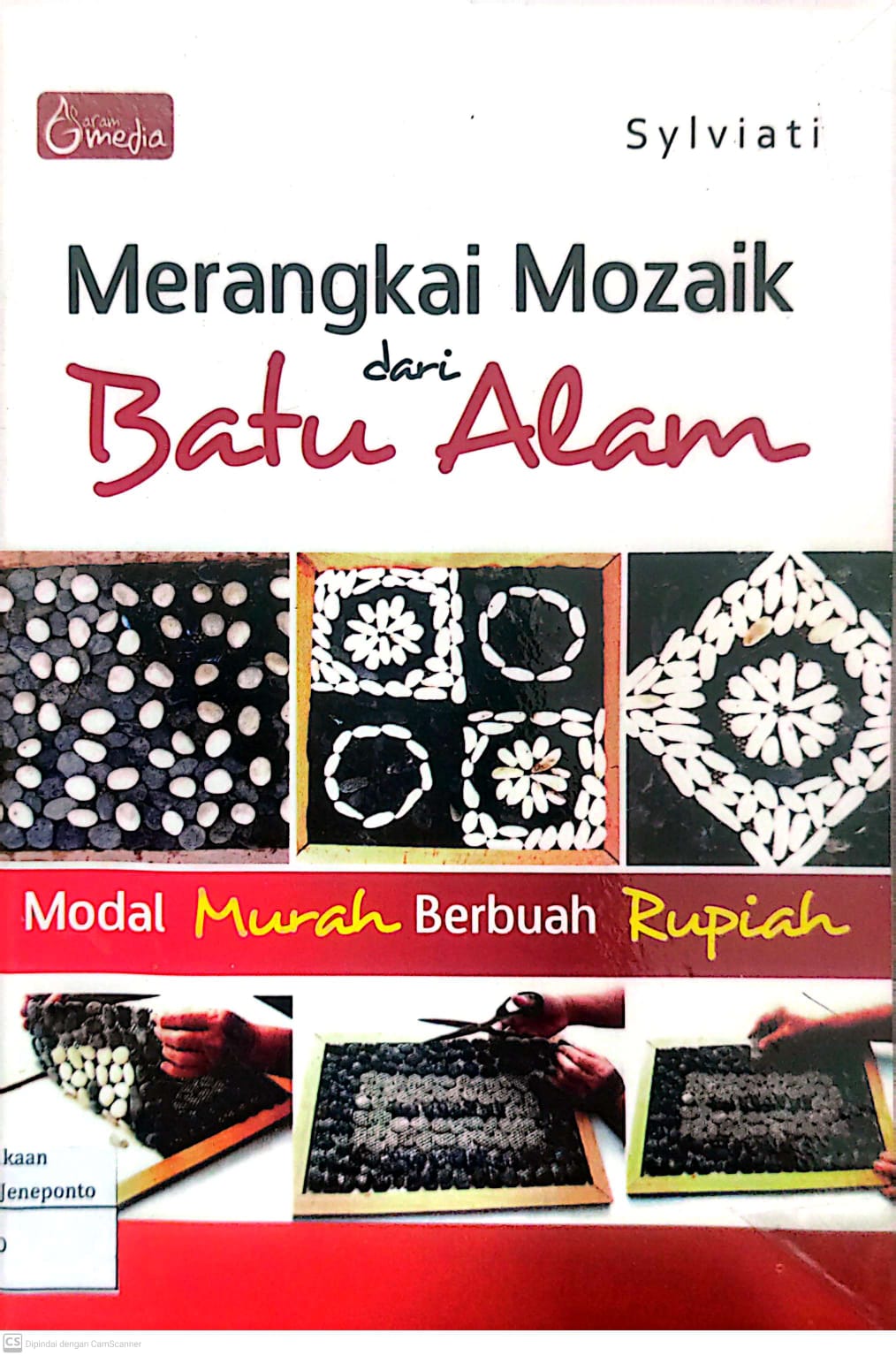 Merangkai Mozaik dari Batu Alam